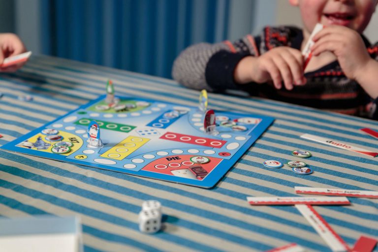 Promotional Boardgame with brands Ferrero Kinder Hanuta Duplo